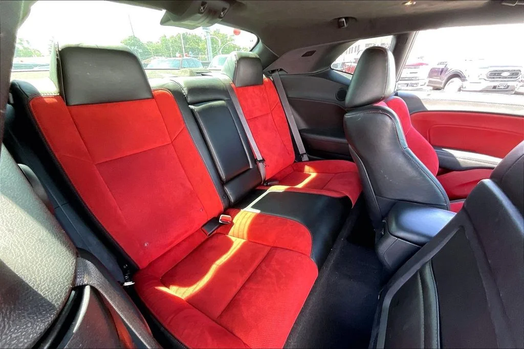 Used 2022 White Knuckle Clearcoat Dodge R/T Scat Pack Widebody image 26