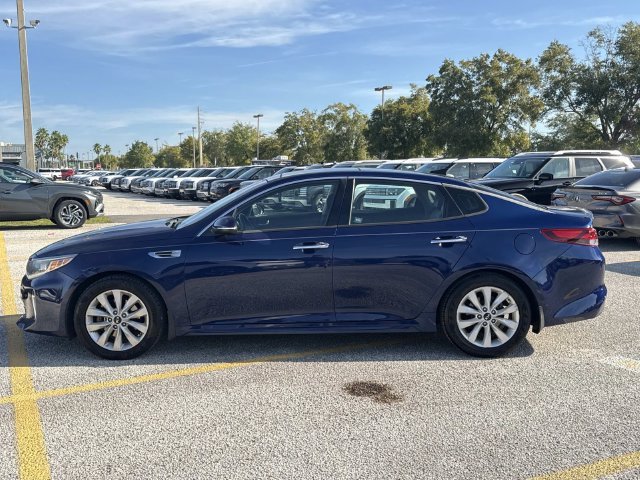 2018 Kia Optima S - Photo 7
