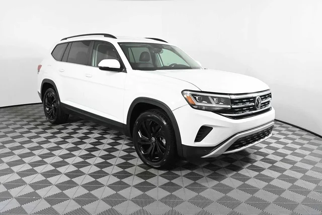 2022 Volkswagen Atlas 3.6L V6 SE w/Technology