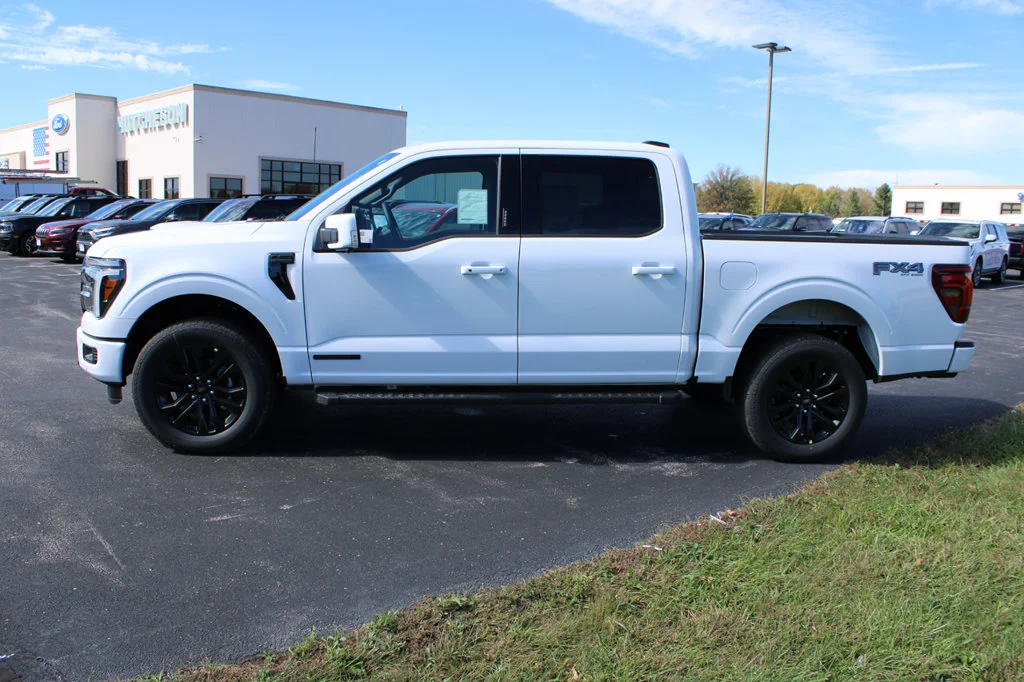 New 2026 Oxford White Ford Lariat® image 5