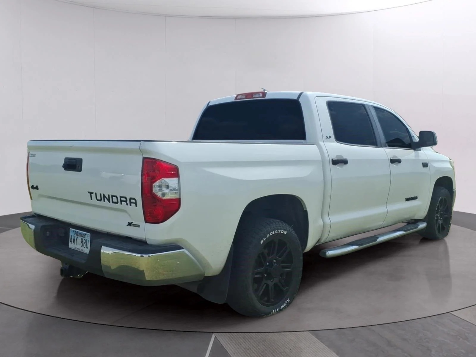 Used 2020 Super White Toyota SR5 image 8