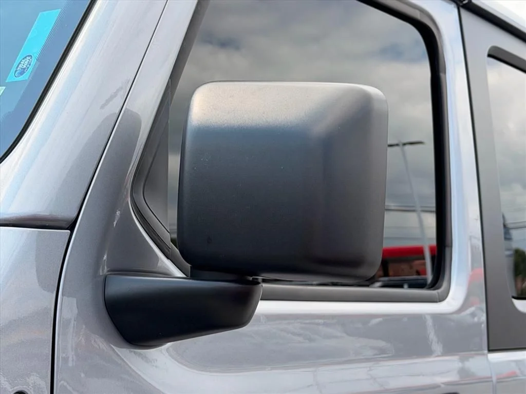 Used 2019 Silver Jeep Sport S image 8
