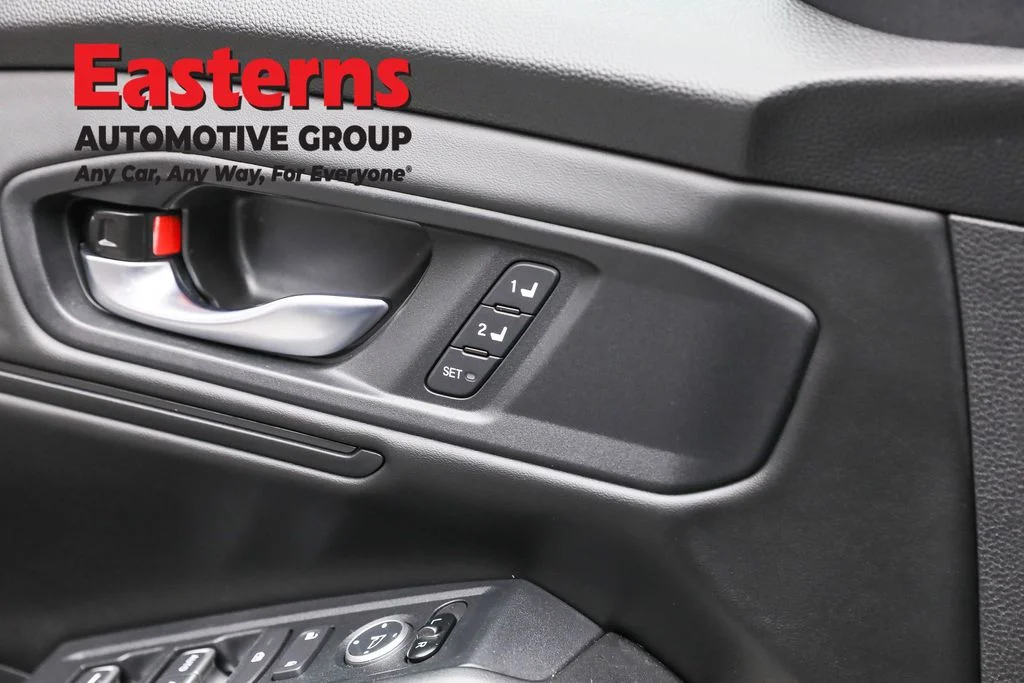 Used 2024 Gray Honda EX-L image 21