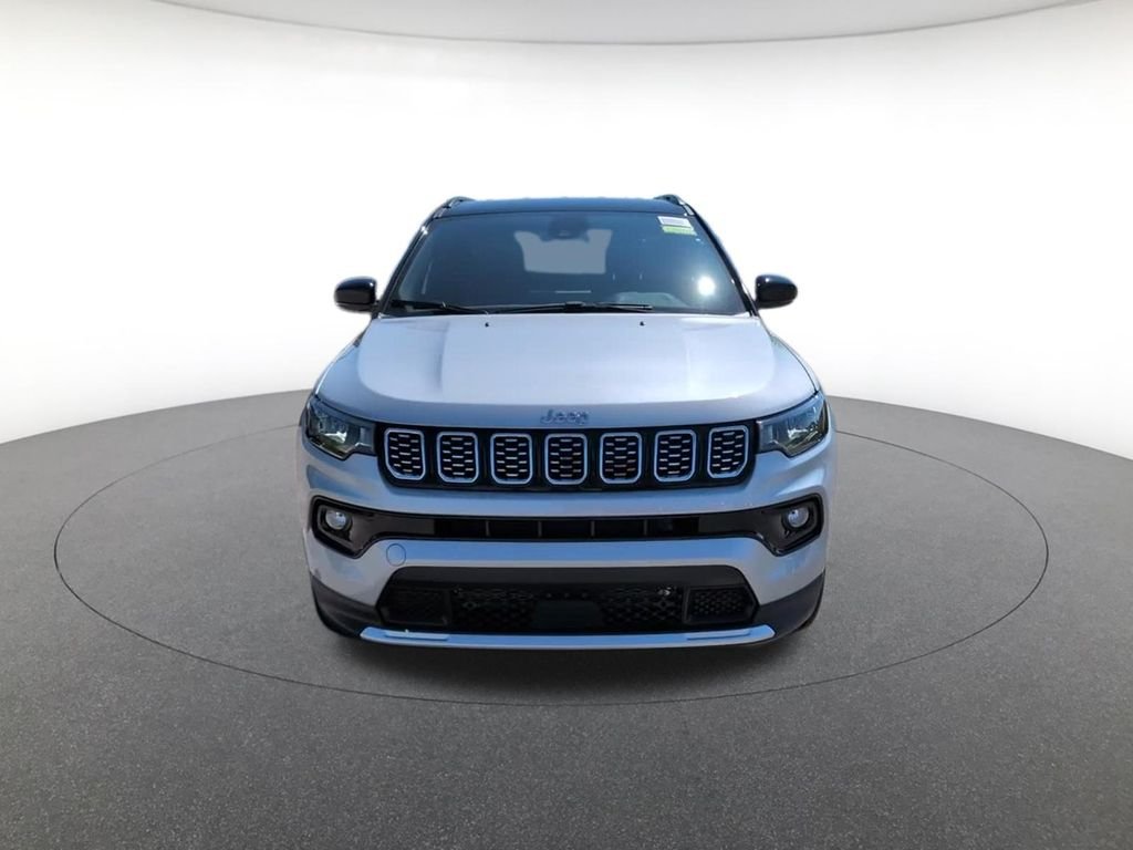 New 2026 Silver Zynith Metallic Clear-Coat Exterior Paint Jeep Limited image 13