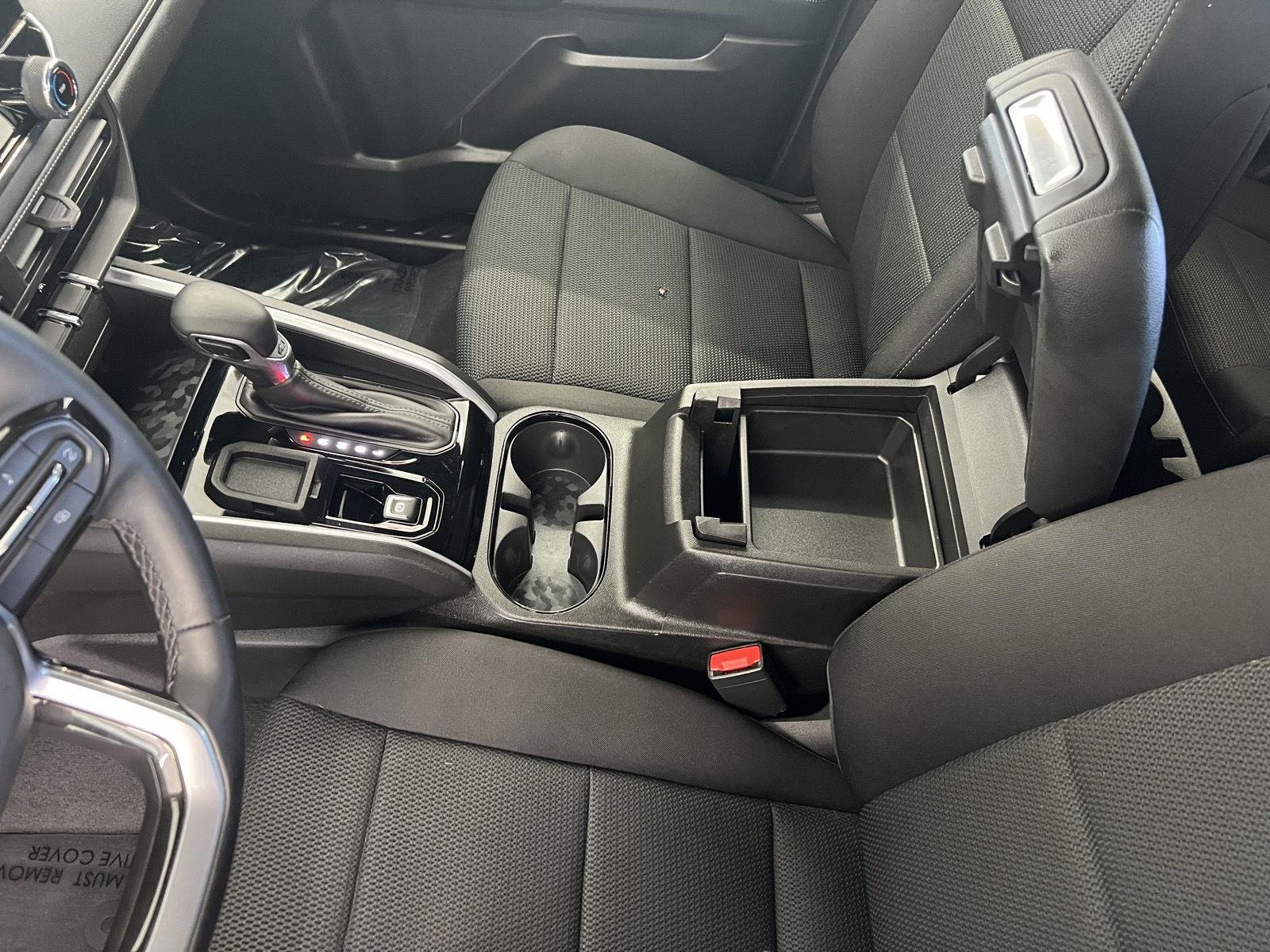 Used 2023 Summit White Chevrolet 2WD LT image 19