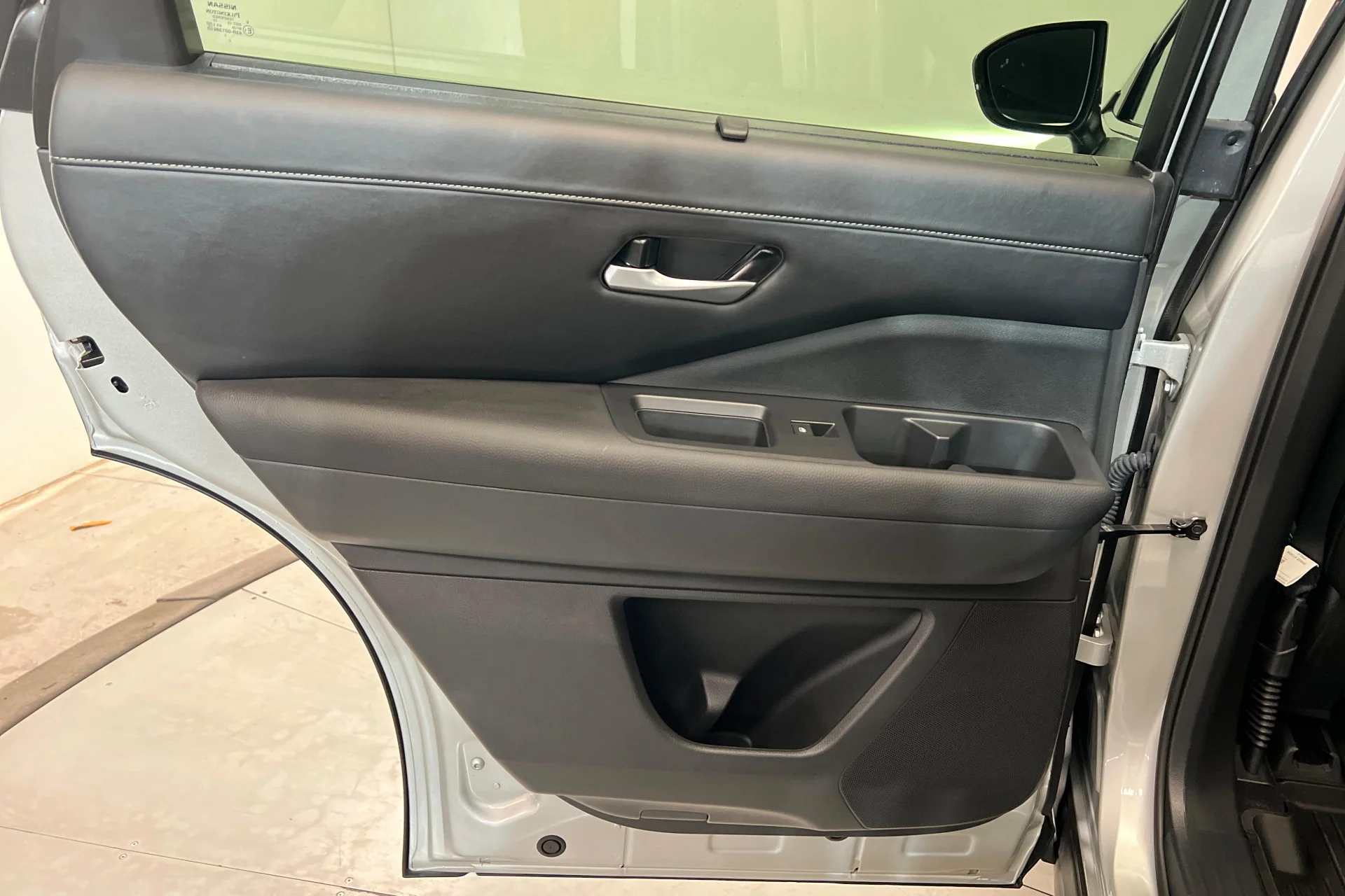 2025 Nissan Pathfinder SL - Photo 19