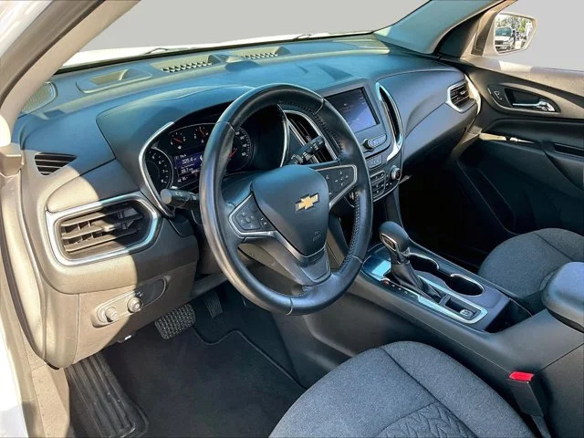 Used 2022 White Chevrolet LT image 20