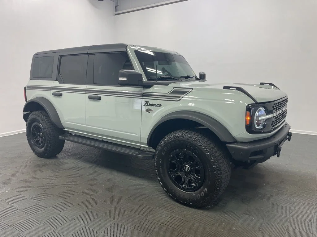 2022 Ford Bronco Wildtrak 4x4's photo