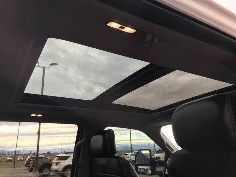 Used 2017 Oxford White Ford Lariat image 18