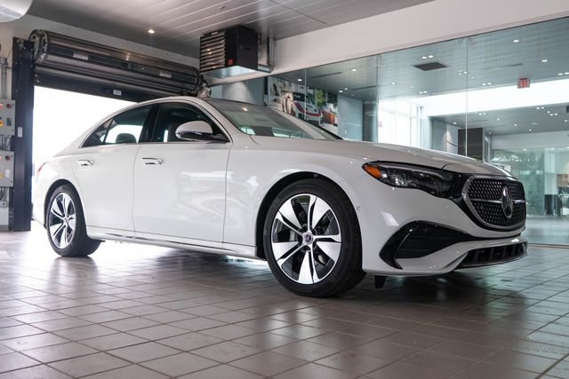 New 2026 Polar White Mercedes-Benz E 350 image 1
