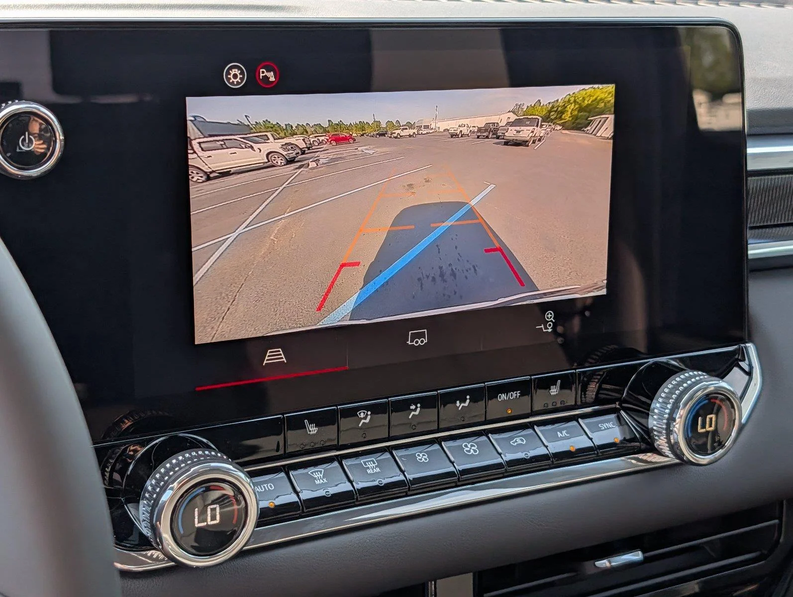 New 2026 Summit White GMC Elevation image 18
