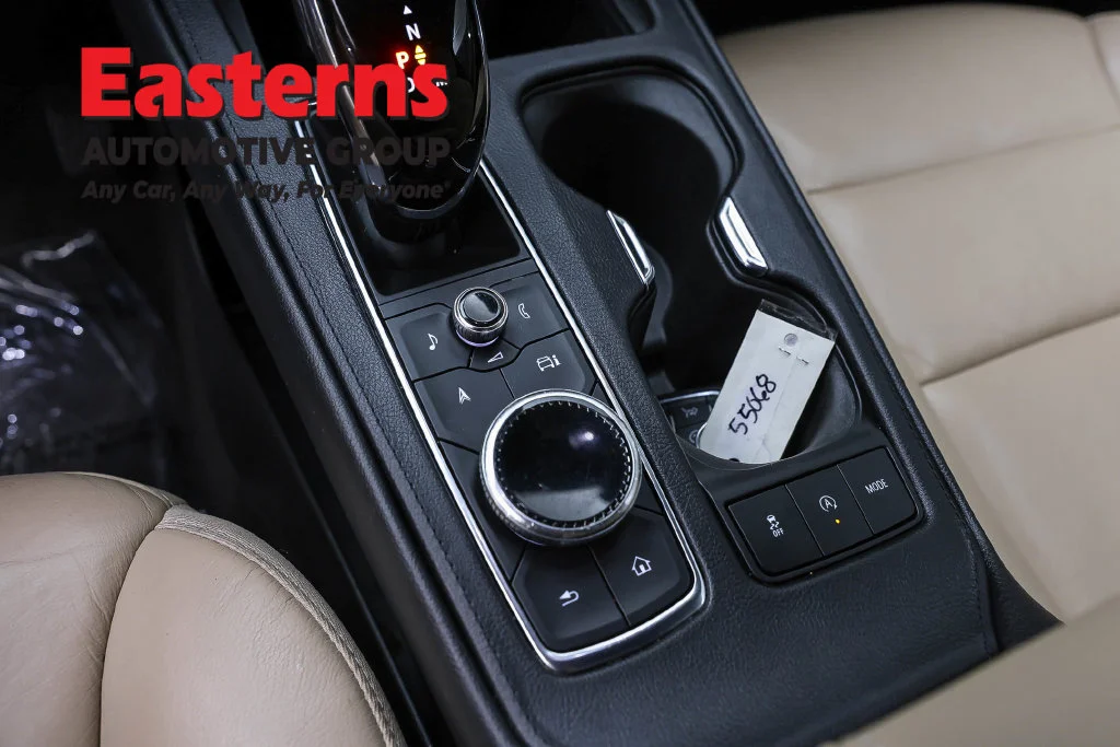 Used 2024 Silver Cadillac Premium Luxury image 21