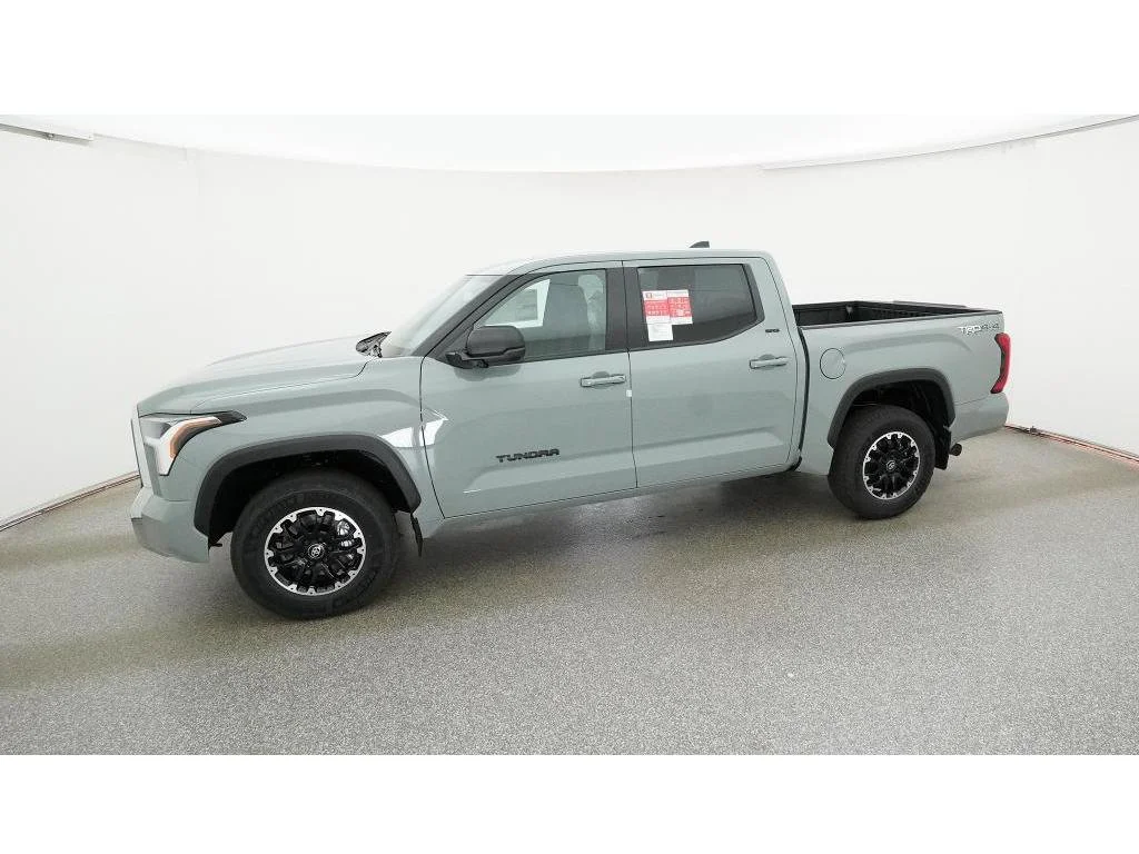New 2026 Lunar Rock Toyota SR5 image 2