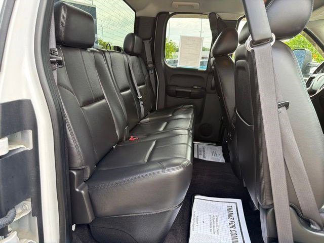 Used 2011 Summit White GMC SLT image 22