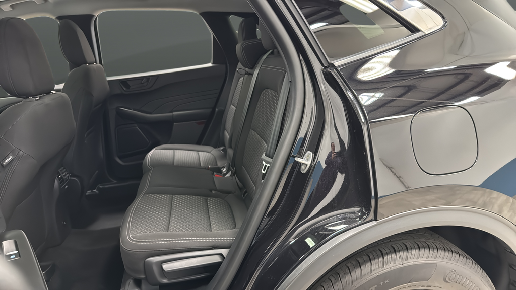 Used 2024 Agate Black Metallic Ford Active image 23