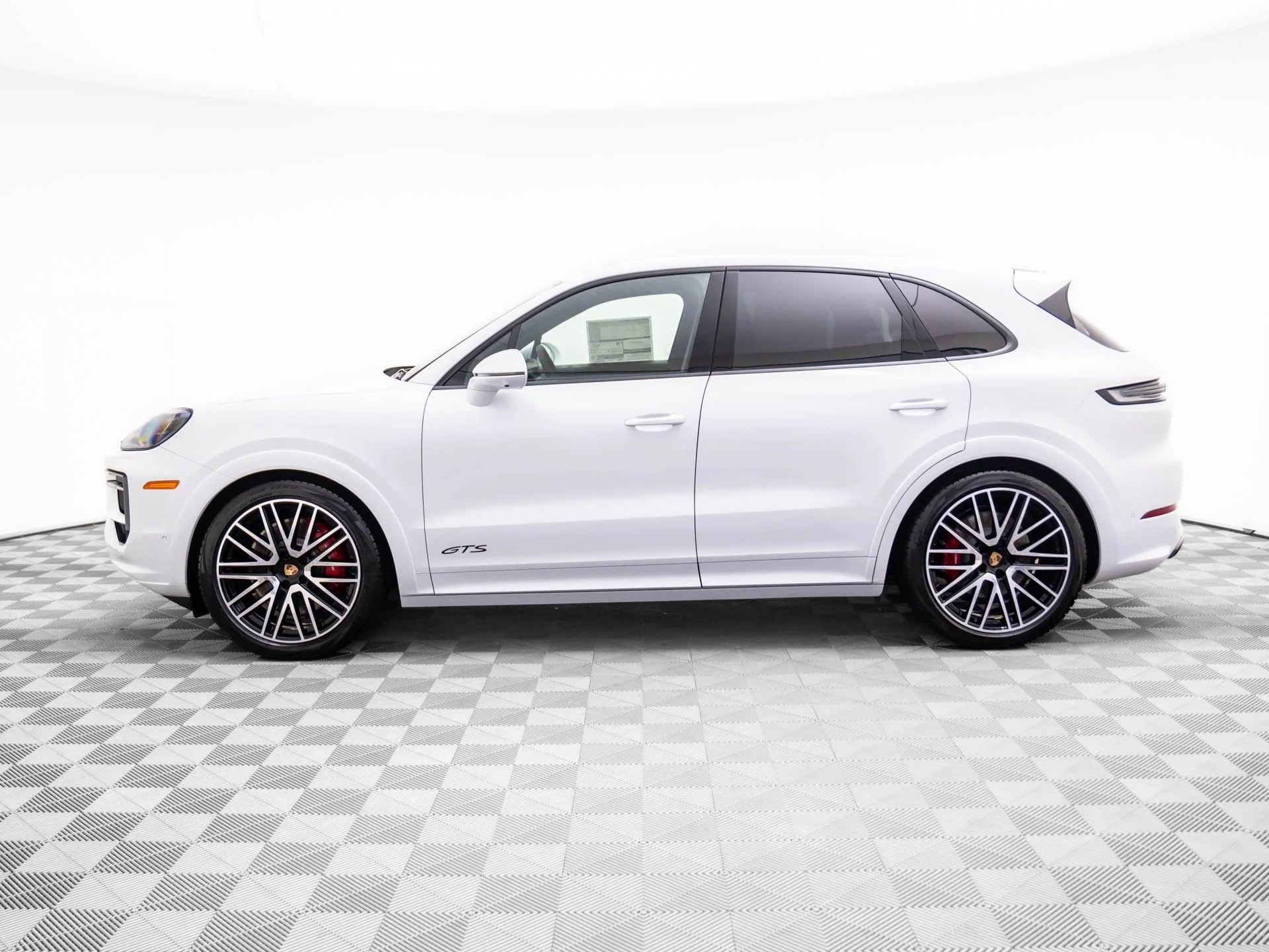 Used 2026  Porsche GTS image 2