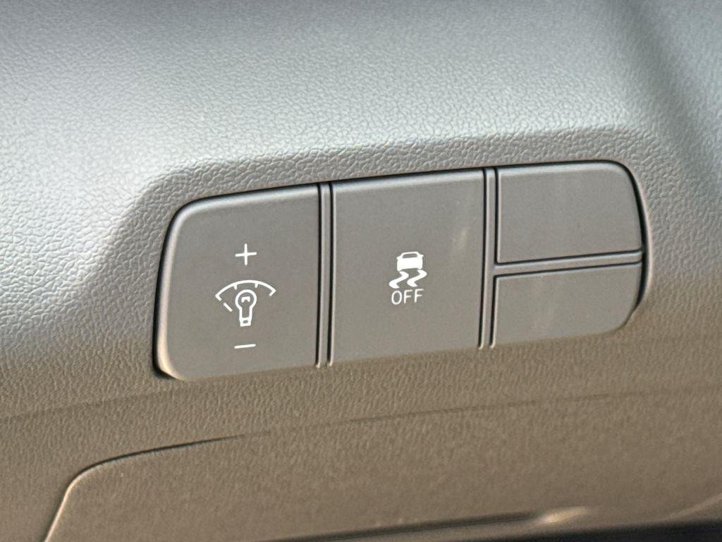 New 2026 Gray Hyundai SEL Sport Premium image 20