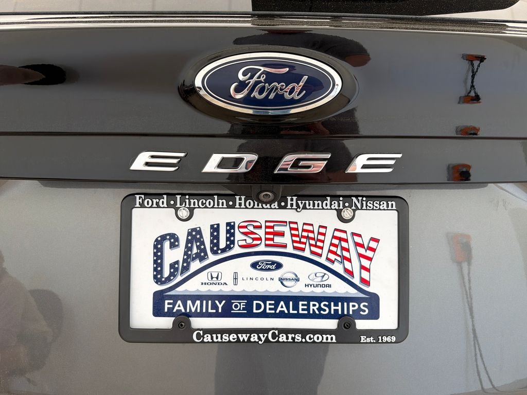 Used 2023 Gray Metallic Ford ST image 31
