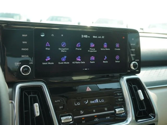 Used 2023 White Kia SX image 23