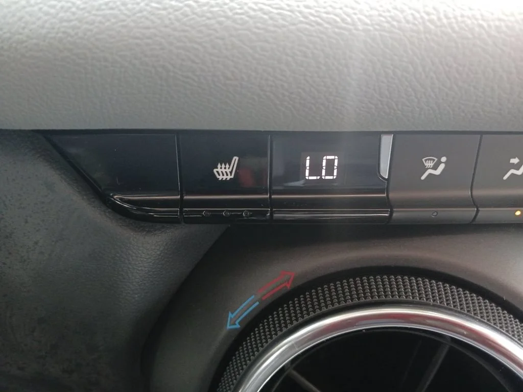 Used 2019 GRAPHITE METALLIC Chevrolet  image 25