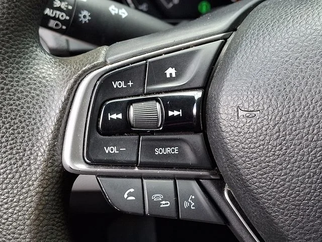 Used 2018 Blue Honda LX image 22