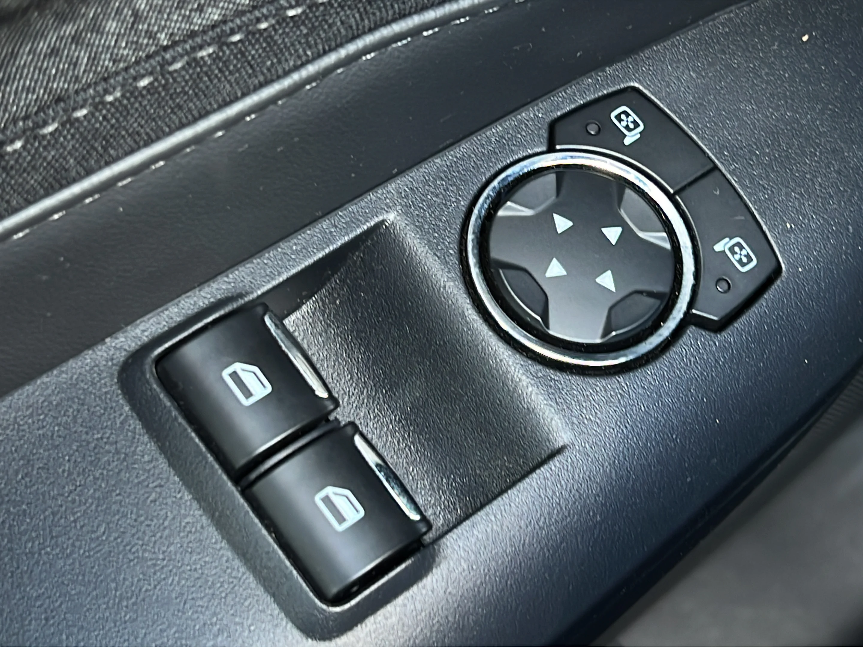 Used 2024 Gray Metallic Ford EcoBoost image 15