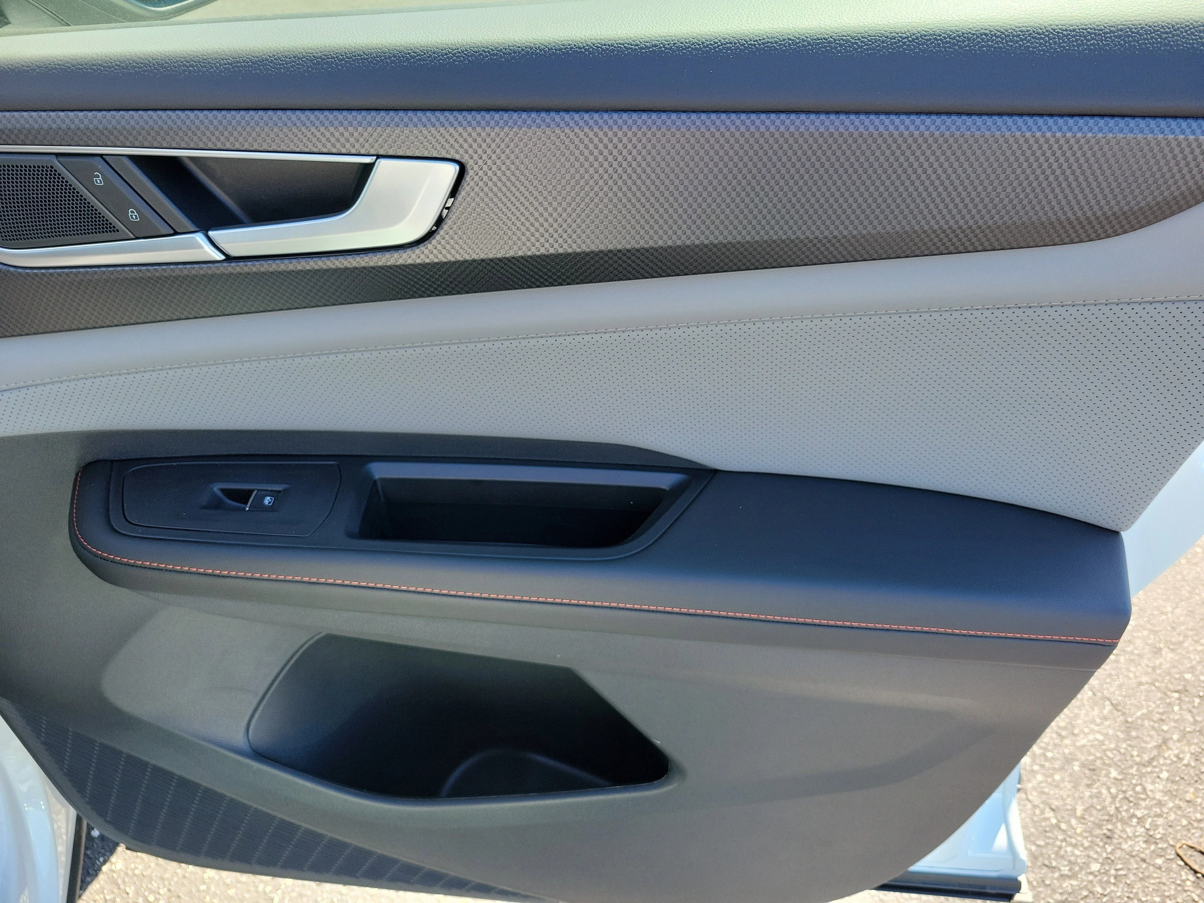 New 2026 White Volkswagen Peak Edition image 8