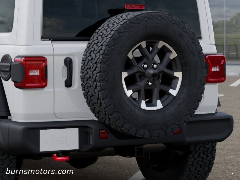 New 2026 Bright White Clear-Coat Exterior Paint Jeep Rubicon 4-Door image 13