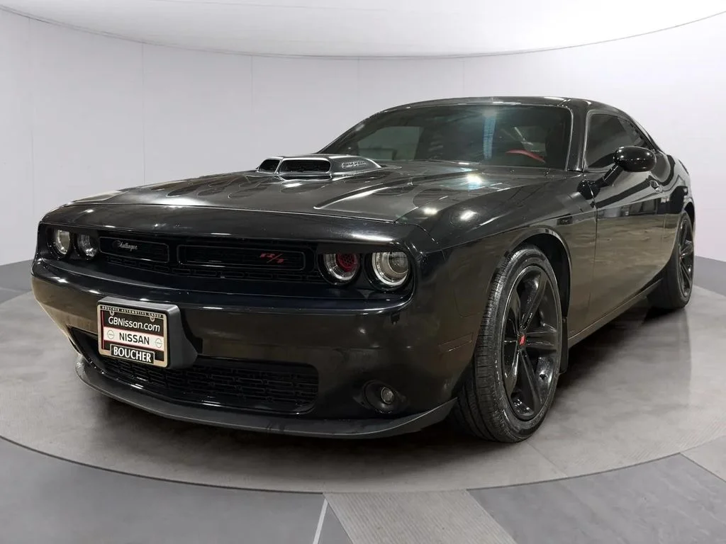 Used 2015 Pitch Black Clearcoat Dodge R/T Shaker image 8
