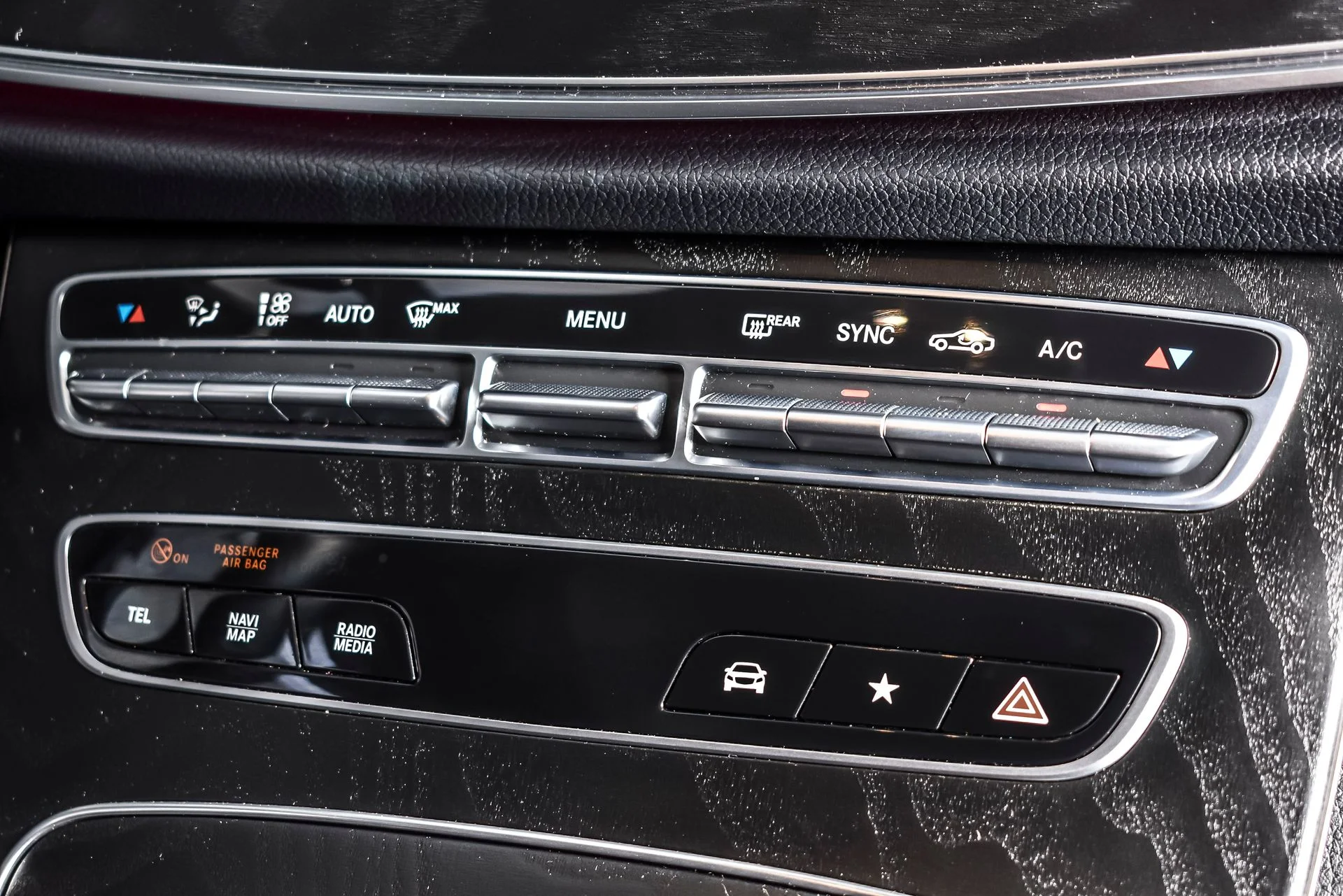 Used 2023 Black Mercedes-Benz E 450 image 27