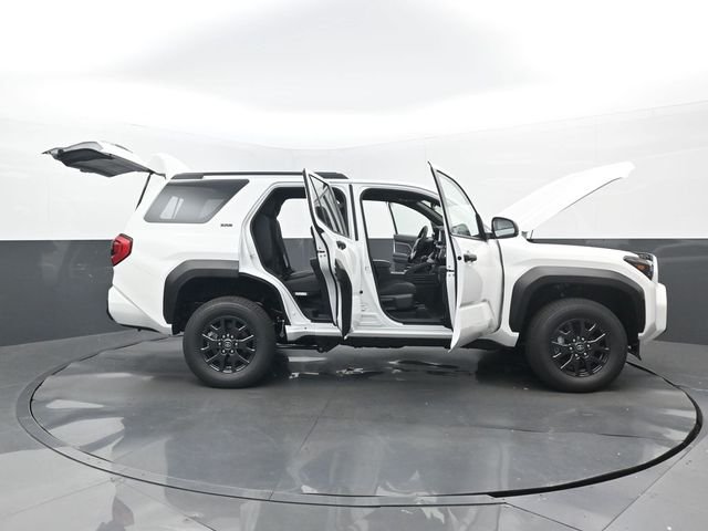 New 2026 Ice Cap Toyota SR5 image 30