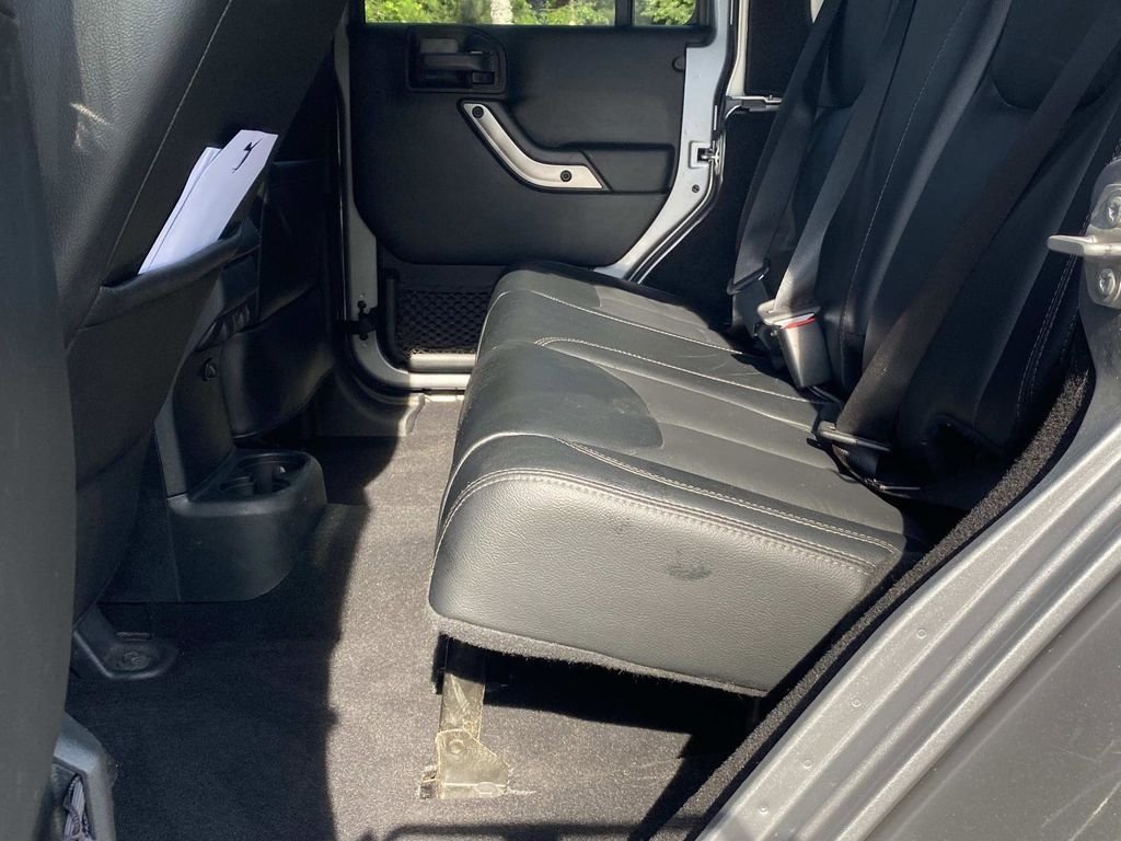 Certified Used 2018 Billet Silver Metallic Jeep Unlimited Altitude image 13
