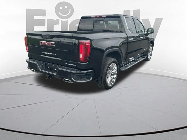 Used 2022 Black GMC Denali image 5