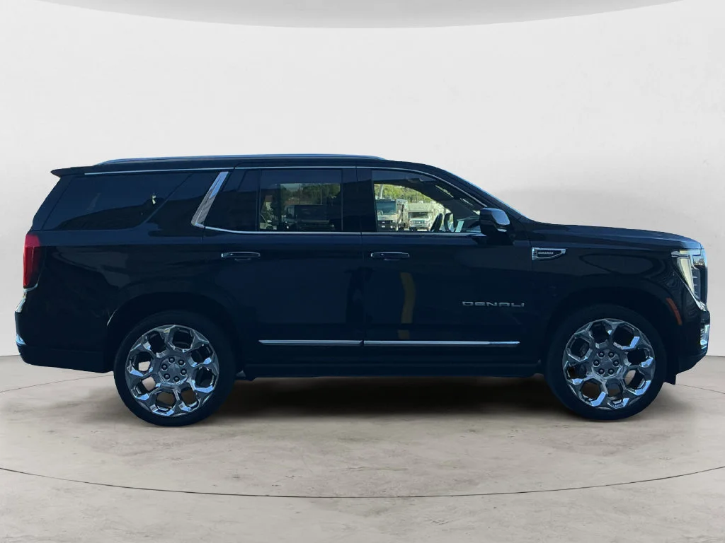 Certified Used 2025 Onyx Black GMC Denali image 4