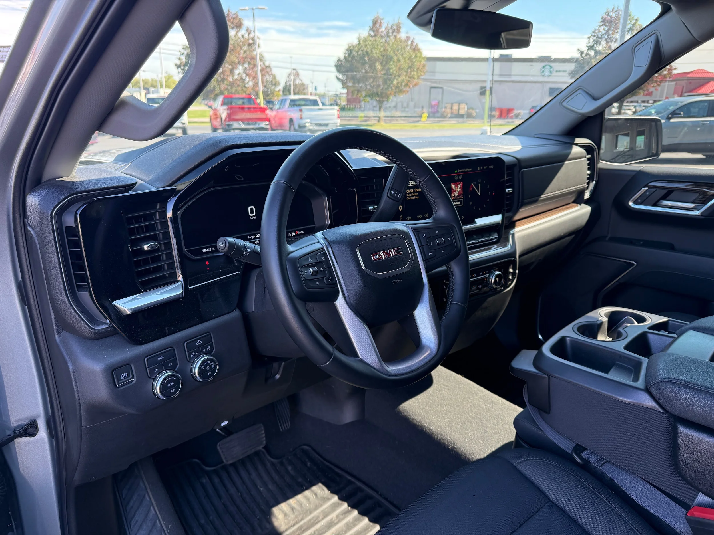 Used 2023 Sterling Metallic GMC Elevation image 12