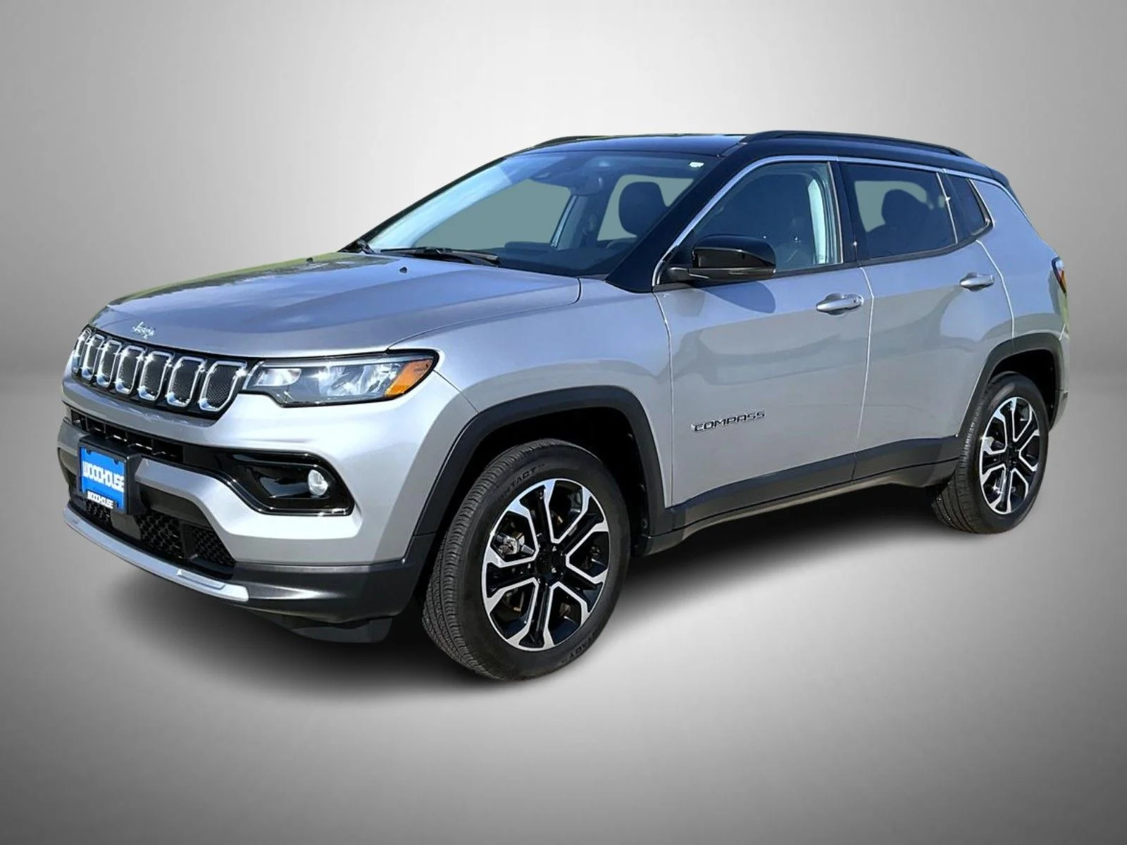 Used 2022 Silver Jeep Limited image 1