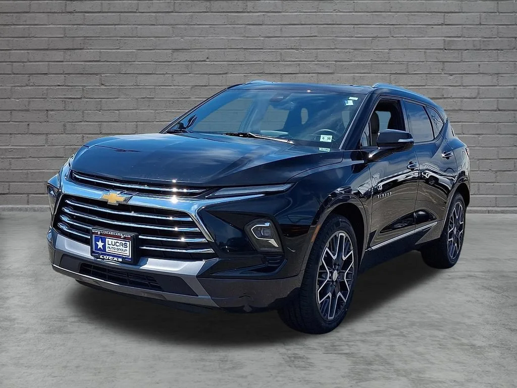 Used 2025 Black Chevrolet Premier image 5