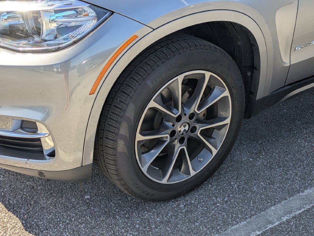 Used 2017 Gray BMW sDrive35i image 6