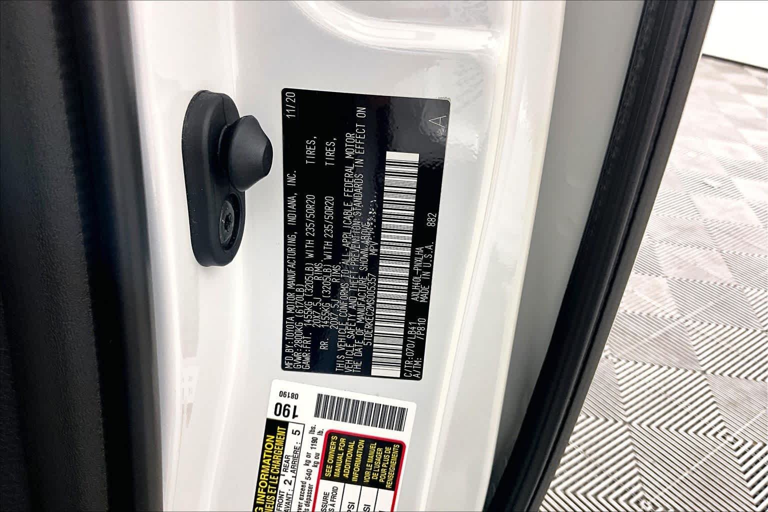 2021 Toyota Sienna Platinum - Photo 35