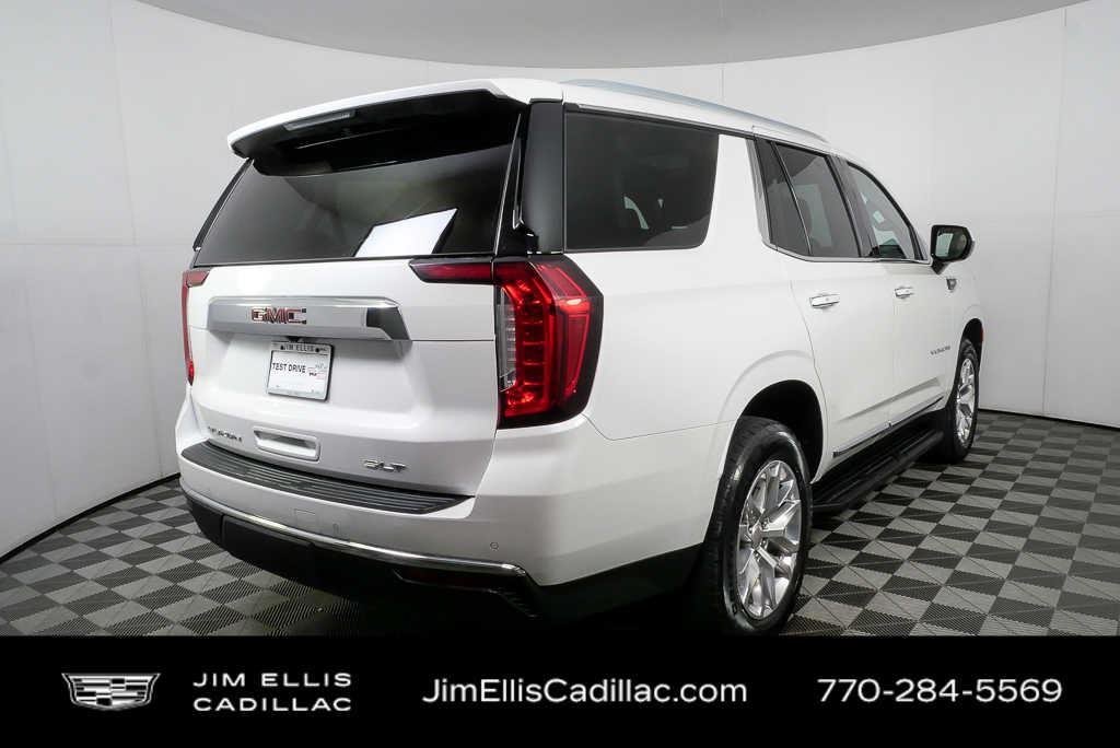 Used 2023 White Frost Tricoat GMC SLT image 3