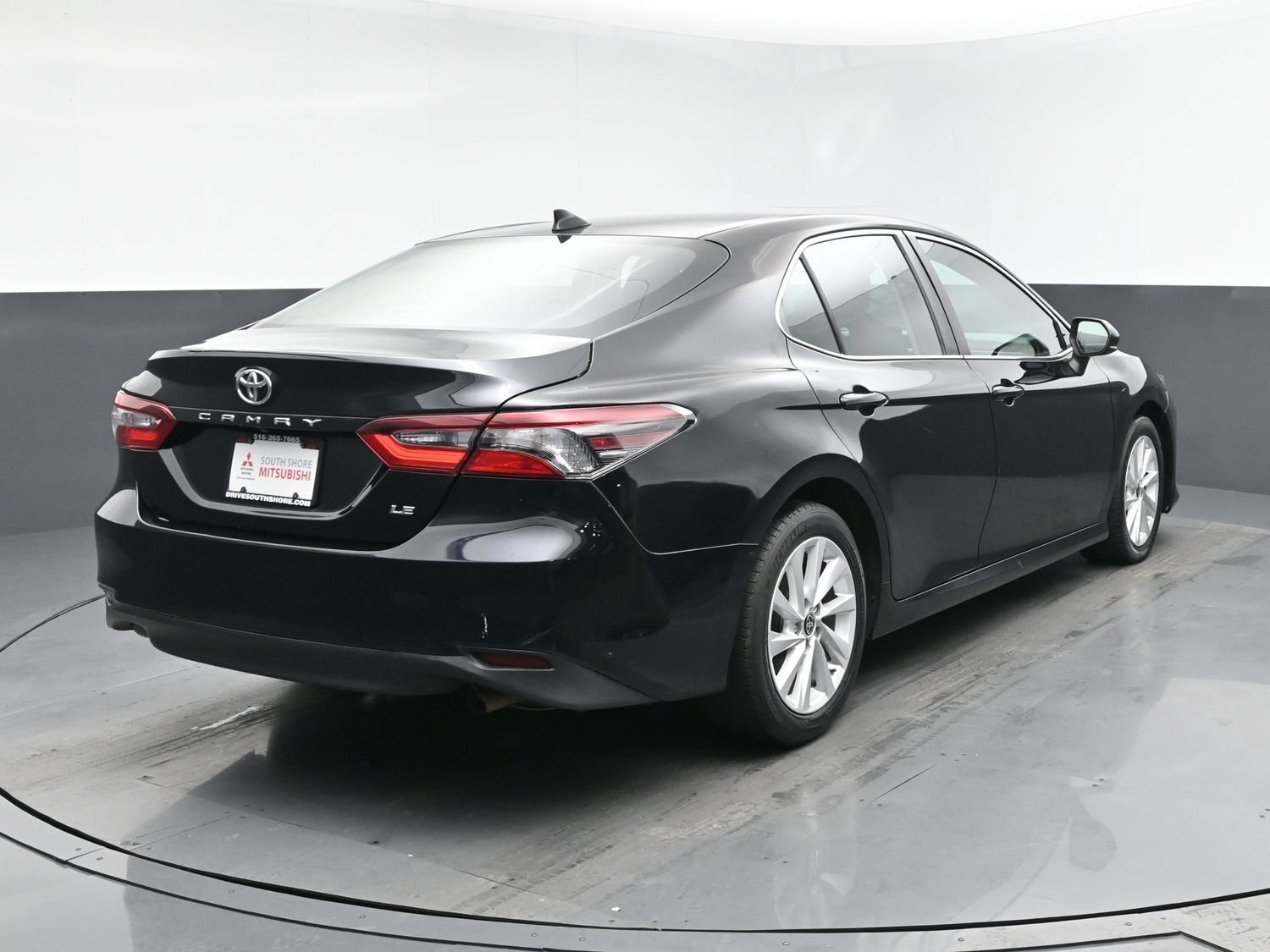 Used 2021 Midnight Black Metallic Toyota LE image 23