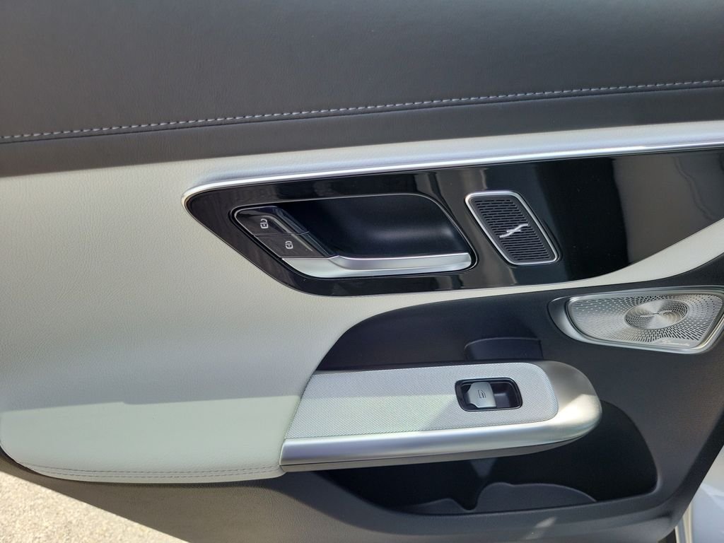 New 2027 Cirrus Silver Metallic Mercedes-Benz GLC 300 image 15