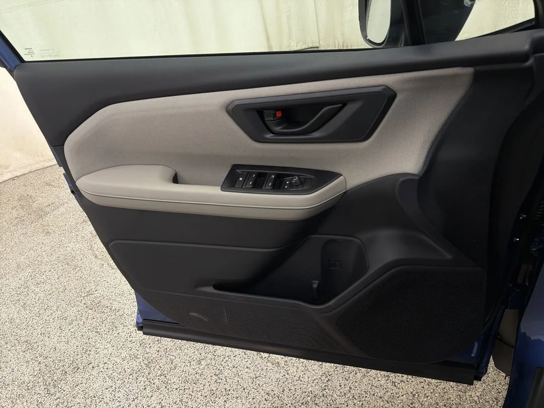 New 2026 Daybreak Blue Pearl Subaru BASE image 17