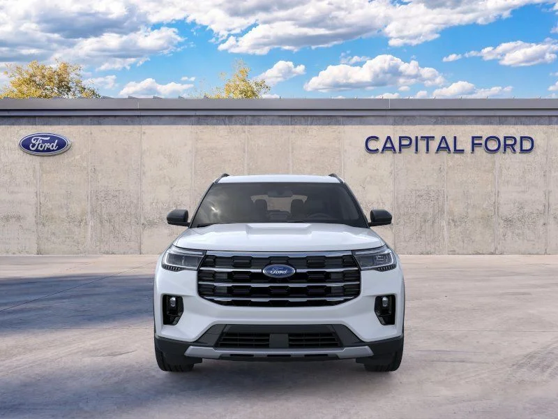 New 2026 Space White Metallic Ford Active image 2