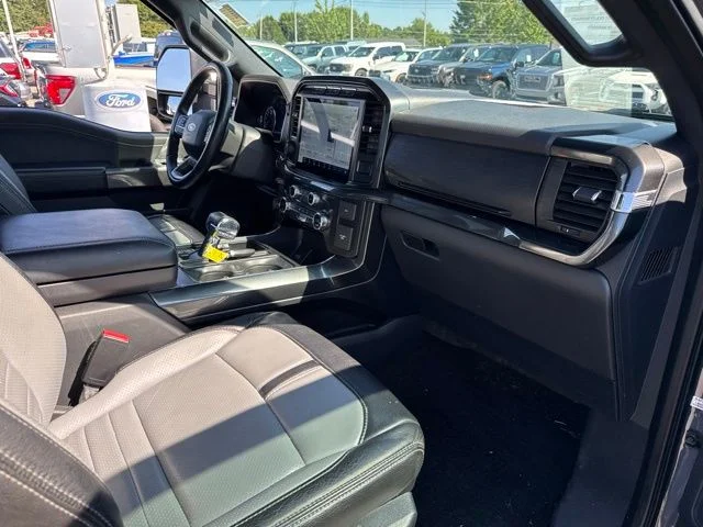Used 2021  Ford XLT image 30
