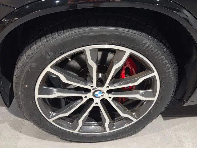 Used 2023 Black Sapphire Metallic BMW M40i image 10
