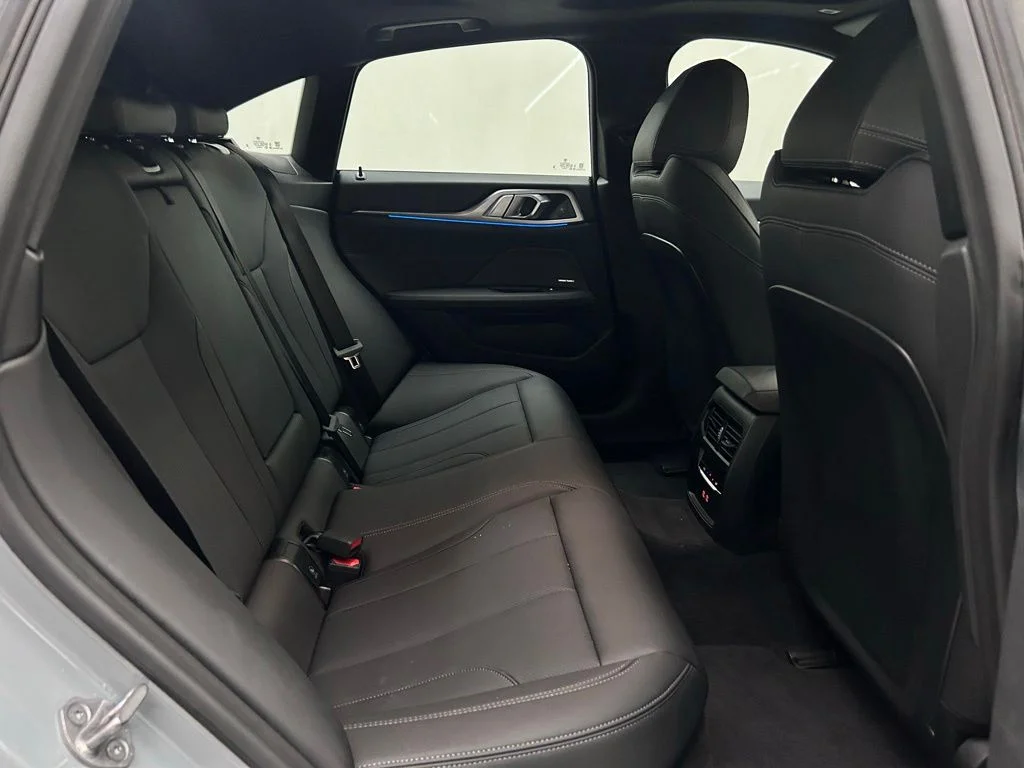 Used 2025 Gray BMW xDrive40 image 15