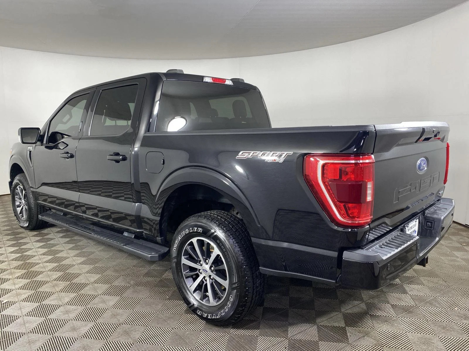 Used 2021 Agate Black Ford XLT image 5