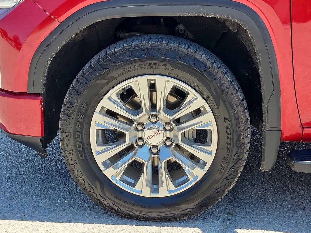 Used 2022 Red GMC Denali image 9