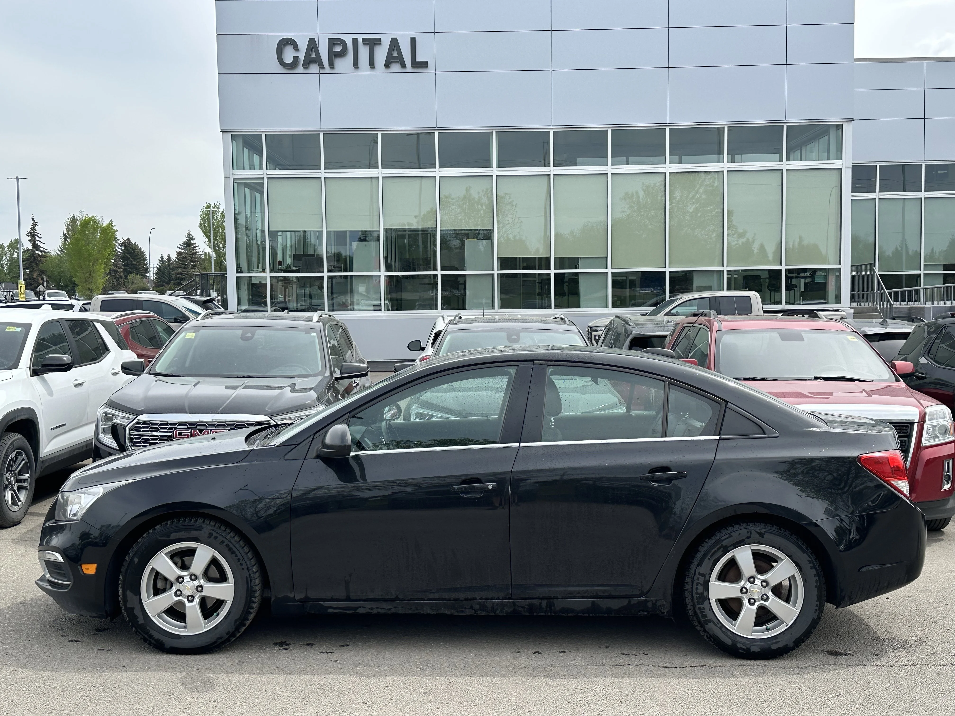Used 2015 Black Chevrolet 2LT image 3
